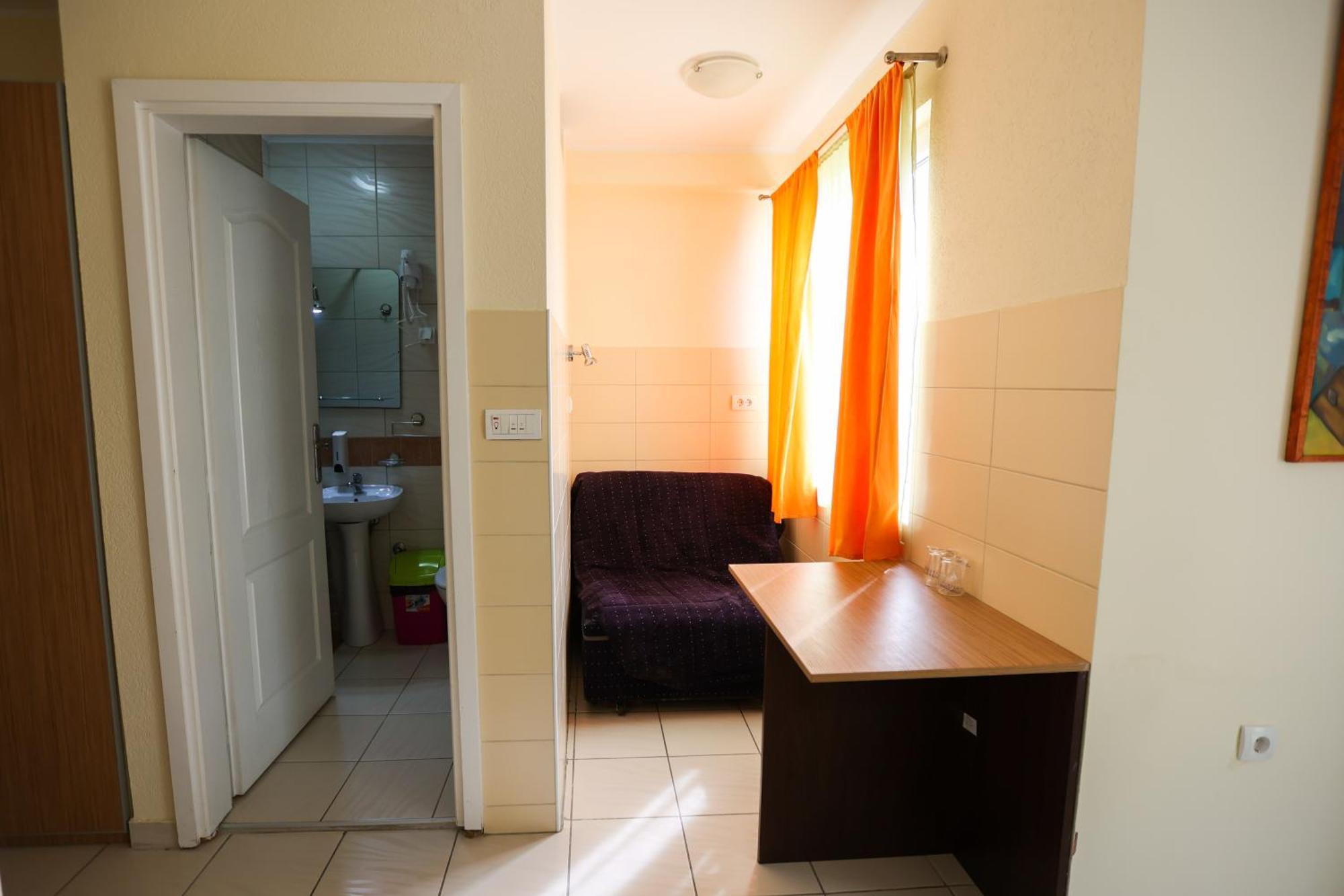 Marex Centar Hotel Jabuka Exterior foto